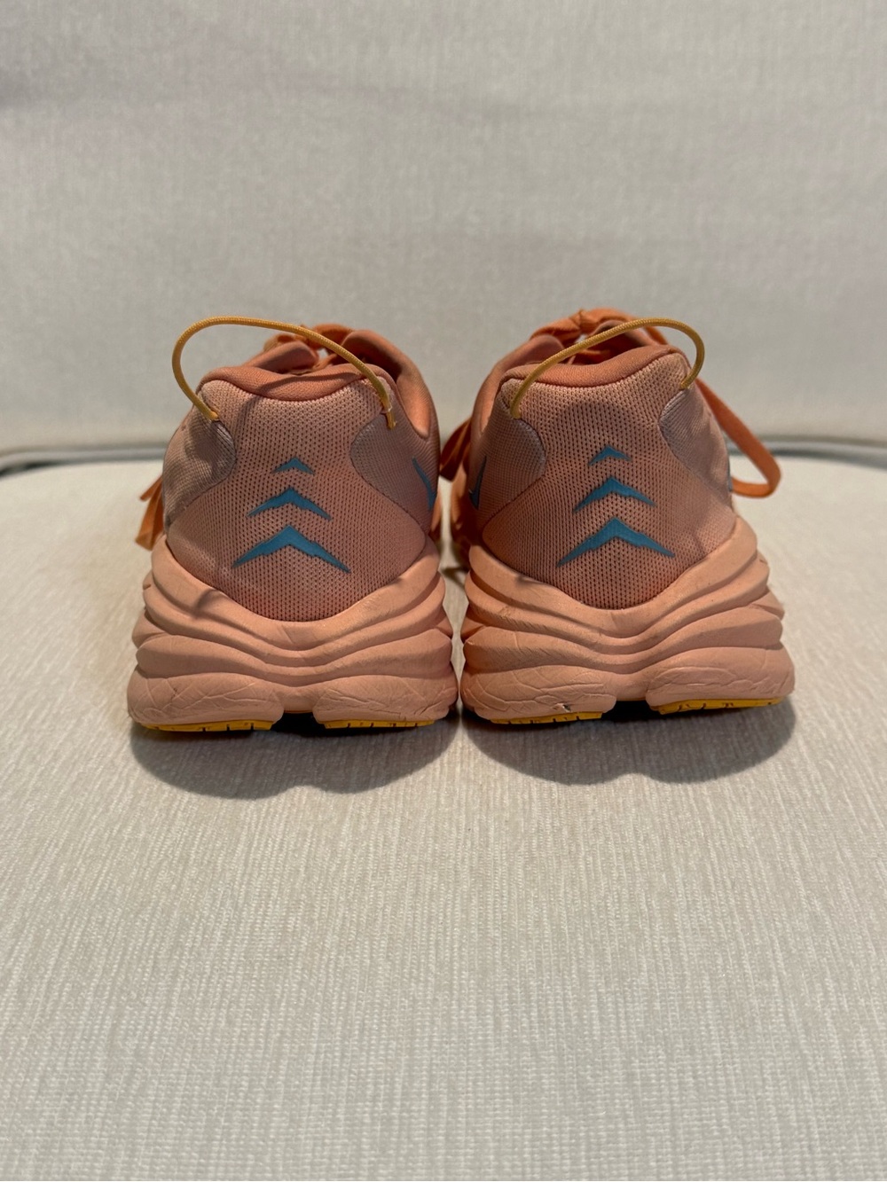 Hoka Rincon 3 Women's Running Sneakers size 8 - Picture 3 of 5